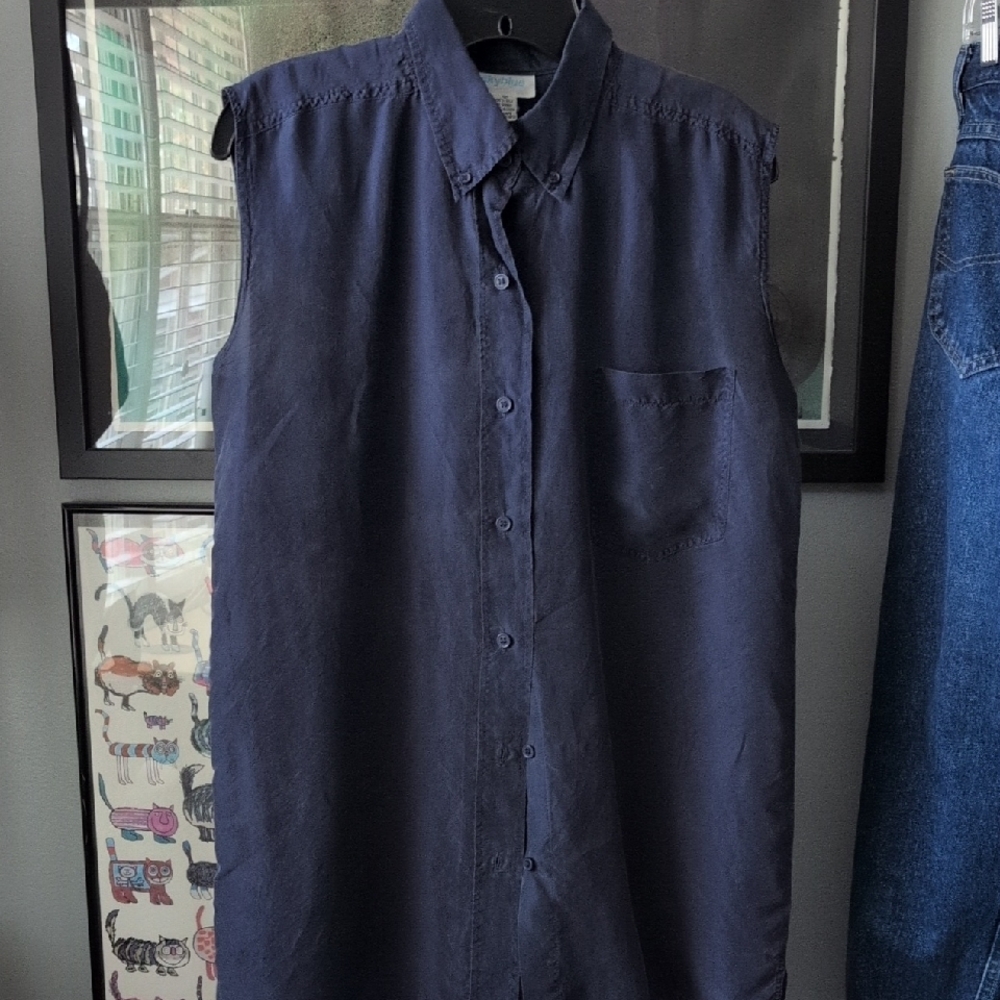 VTG Navy Sleeveless Shirt